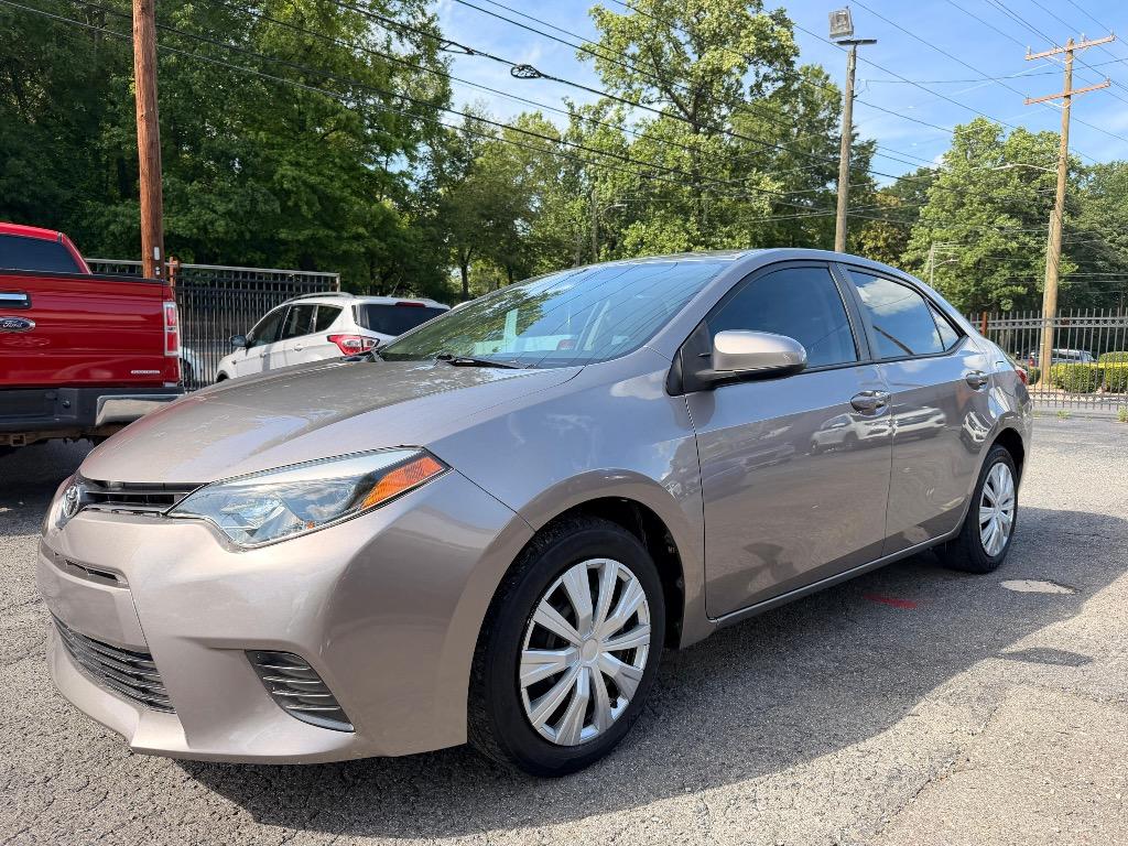 2015 Toyota Corolla LE AT's photo