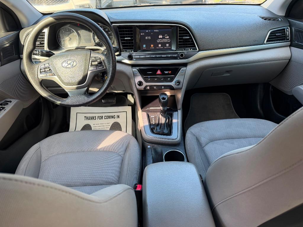 2017 Hyundai Elantra SE - Photo 6